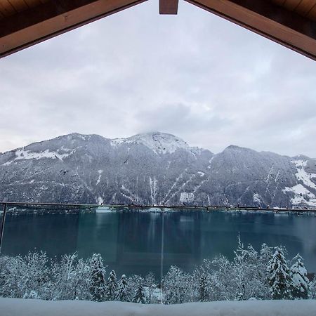 Exklusives Chalet mit traumhafter See- und Bergsicht Seelisberg Exterior foto