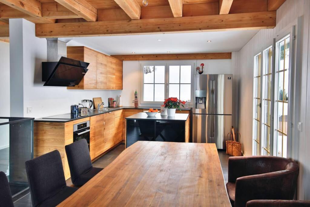 Exklusives Chalet mit traumhafter See- und Bergsicht Seelisberg Exterior foto
