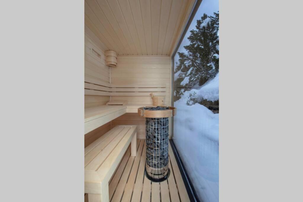 Exklusives Chalet mit traumhafter See- und Bergsicht Seelisberg Exterior foto