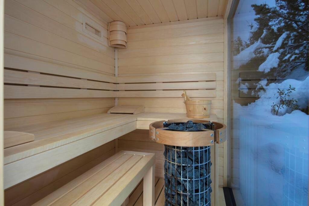 Exklusives Chalet mit traumhafter See- und Bergsicht Seelisberg Exterior foto